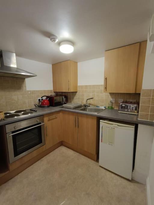 Seafront Apartment In Eastbourne Exterior photo